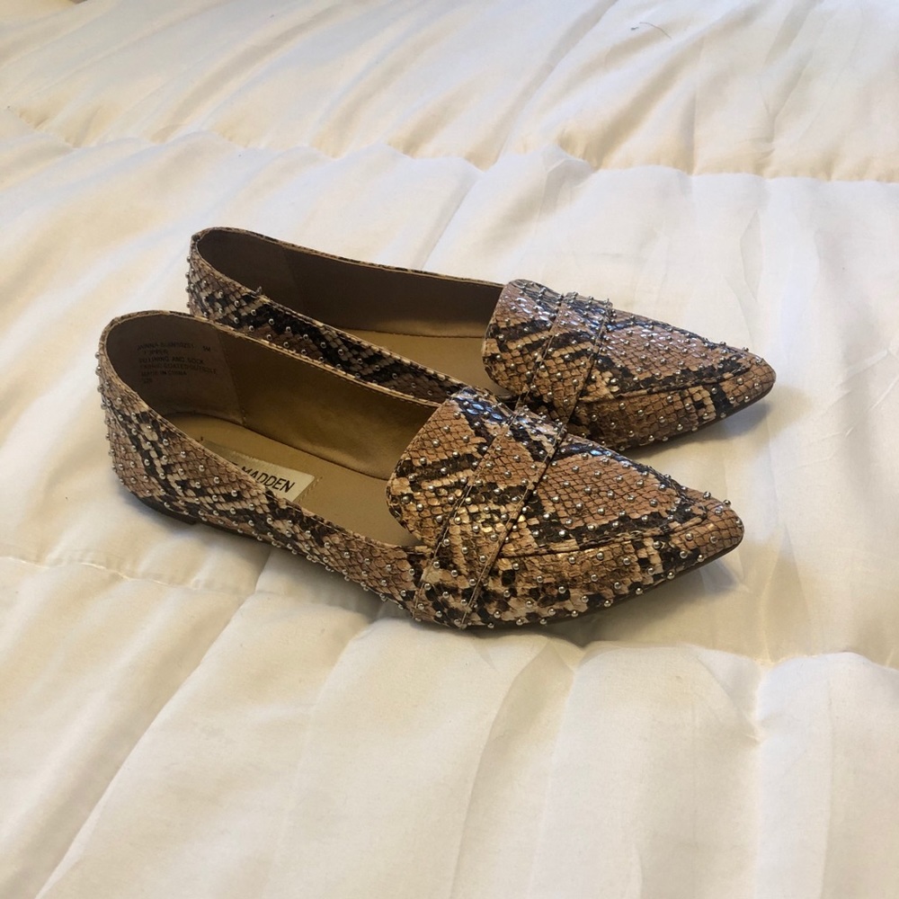 Steve Madden Jains Snake-Embossed Flats